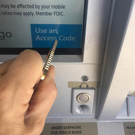 Key'P Safe - Touch Free Tool